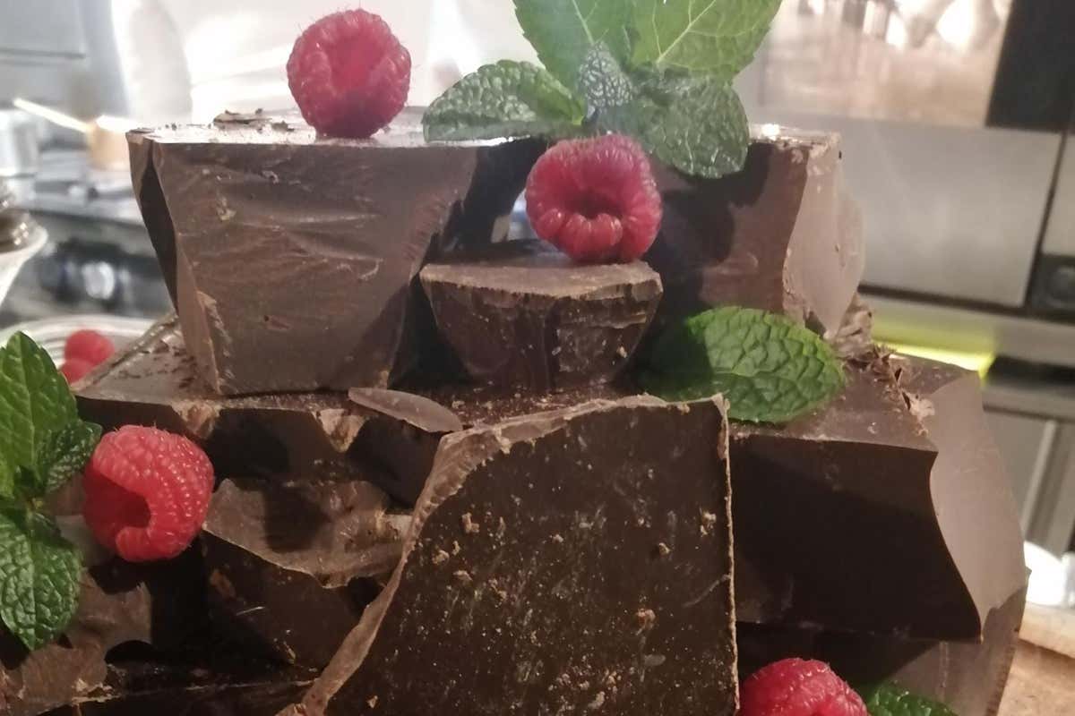 Trionfo di cioccolata fondente Roma, gusto e salute nella tavola di Natale di Roberto Cipolla e Paolo Cappuccio