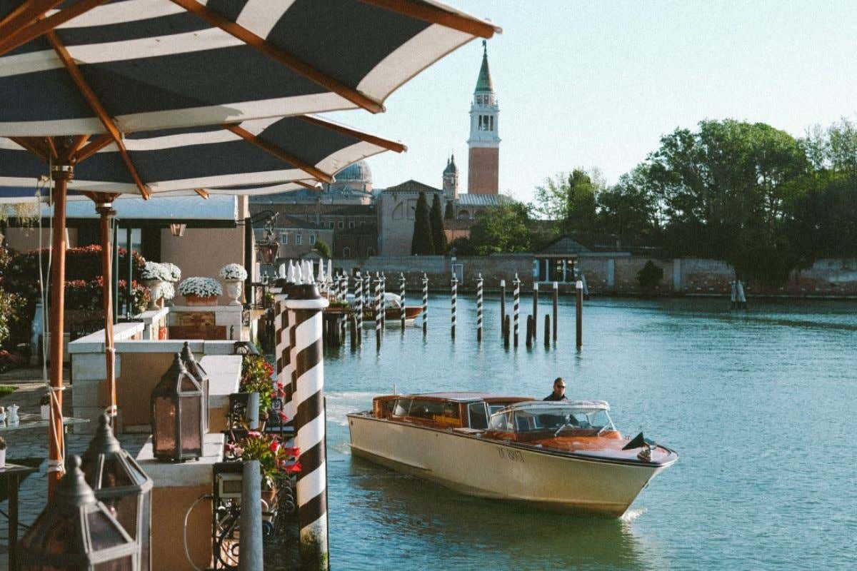 Amianto nel motoscafo, maxi risarcimento alla famiglia del pilota del Cipriani