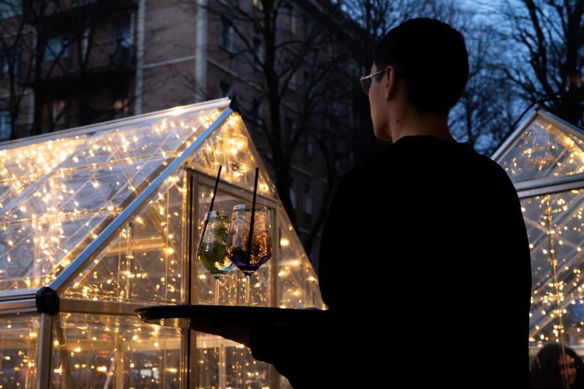 Mangiare all'aria aperta: ecco alcuni ristoranti da Milano alla Sicilia Mangiare all'aria aperta: ecco alcuni ristoranti da Milano alla Sicilia