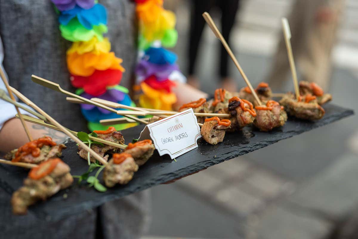 Chicken  Morsels Cittamani compie 4 anni! Ritu Dalmia festeggia con la cucina indio-italiana