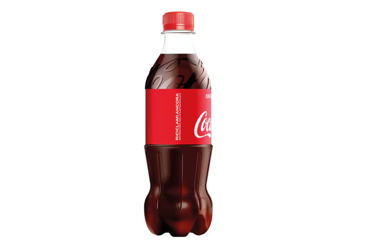 Coca-Cola anticipa i tempi: tappi &ldquo;legati&rdquo; alle bottiglie dei suoi marchi
