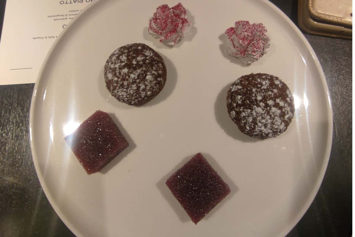 Cocciuto, non solo pizza. In cucina un “duo” di chef