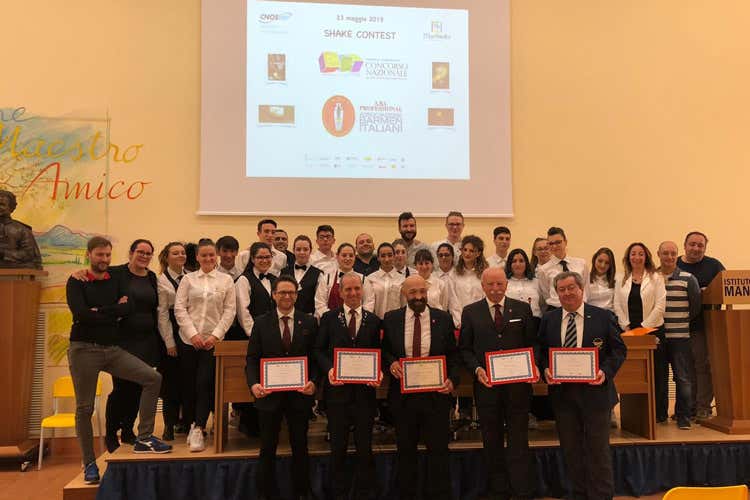Il gruppo di Roma presente ad Este (Cocktail competition e formazione Abi Professional coinvolge i giovani)