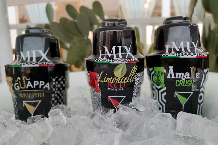 Il cocktail di Perrone - Andrea Perrone, cocktail fai-da-te buono, comodo e tecnologico Il cocktail di Perrone - Andrea Perrone, cocktail fai-da-te buono, comodo e tecnologico