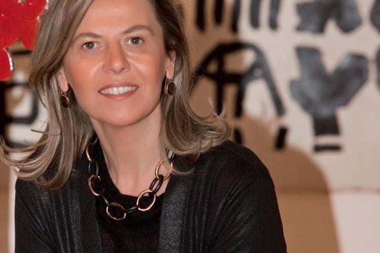 Maria Carmela Colaiacovo - Gli alberghi perdono 14 miliardi Bonus e meno tasse per salvarsi