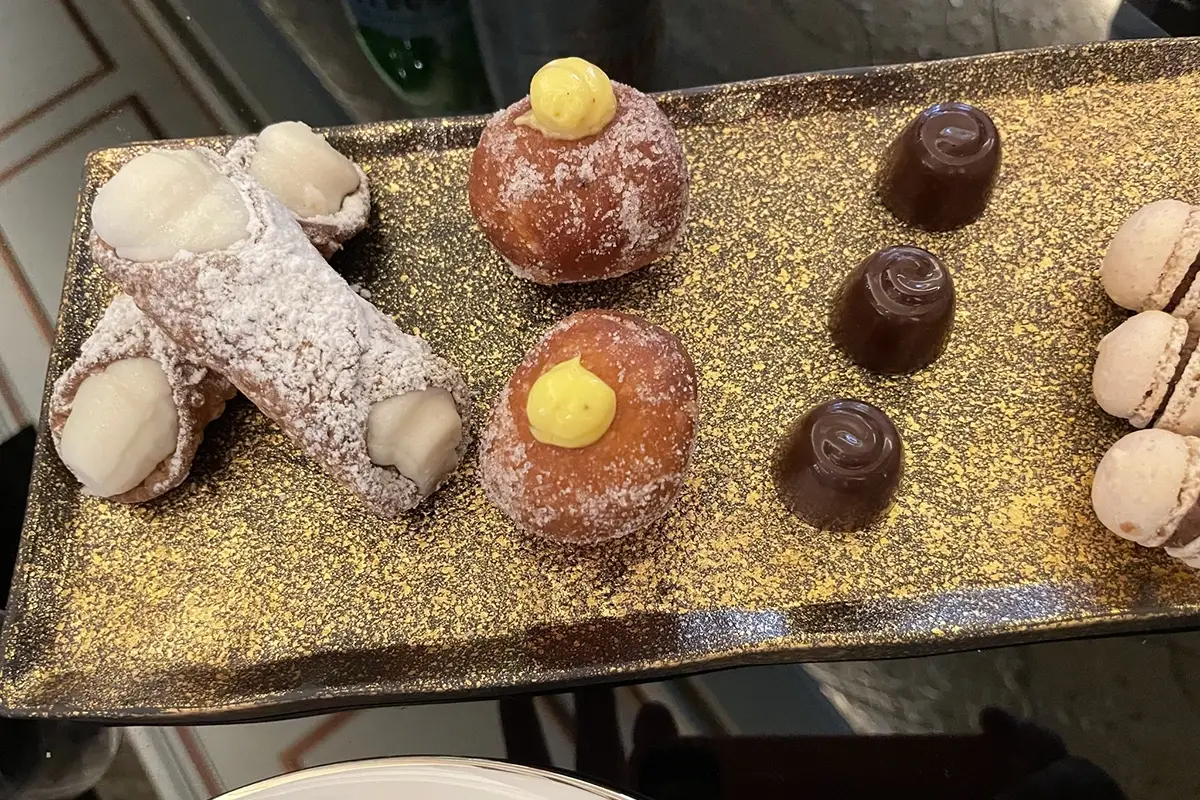 Cena fra le stelle e colazione da re: succede da Imàgo e Hassler Bistrot