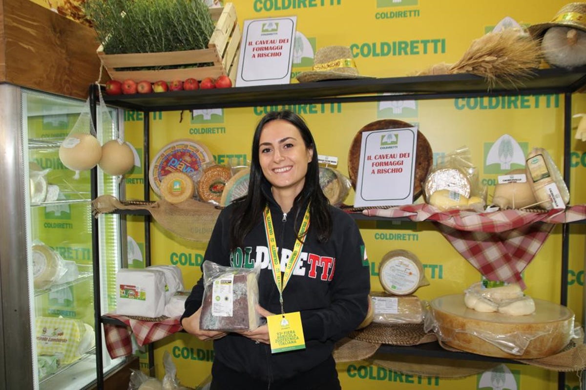 Formaggi italiani a rischio scomparsa World Cheese Awards 2021, spagnolo il migliore, due italiani tra i top 16