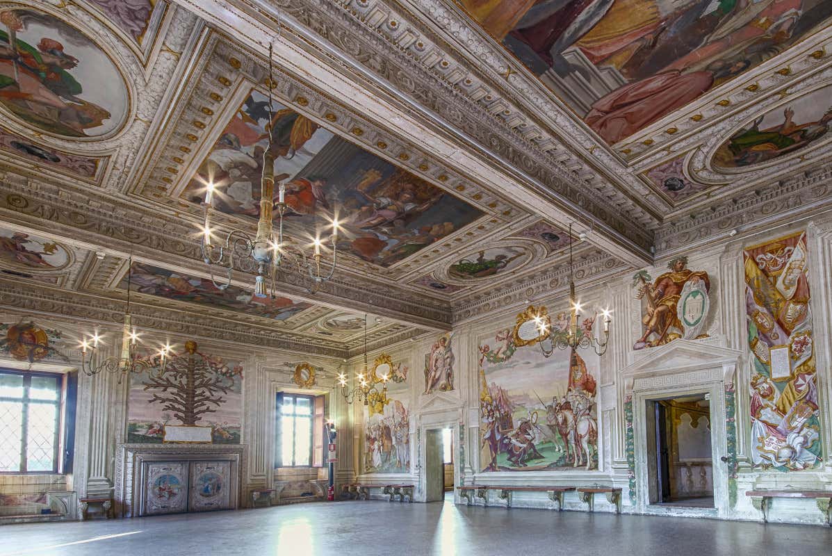 Bellezze artistiche e culturali da ammirare Colli Euganei, dal cibo al vino passando per le terme. Turismo a 360 gradi