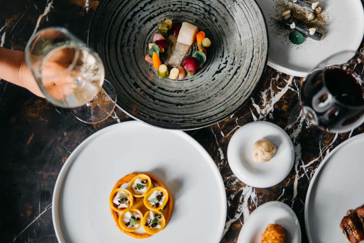 Jesolo diventa gourmet: il 5 stelle J44 e lo chef Wildenberg cambiano il volto del Lido Jesolo diventa gourmet: il 5 stelle J44 e lo chef Wildenberg cambiano il volto del Lido