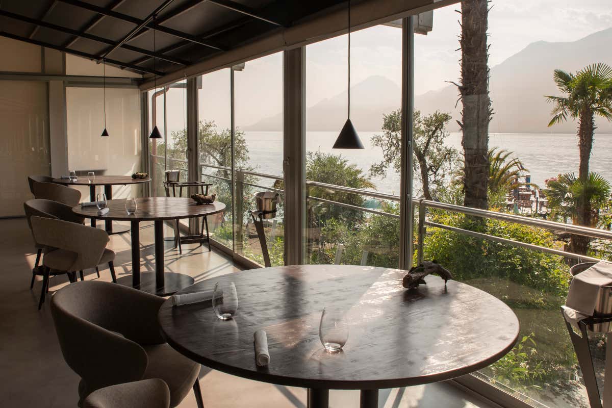 Andrea De Lillo, il Garda che brilla di stella: il Nin racconta il lago con gusto e sostenibilità Andrea De Lillo, il Garda che brilla di stella: il Nin racconta il lago con gusto e sostenibilità