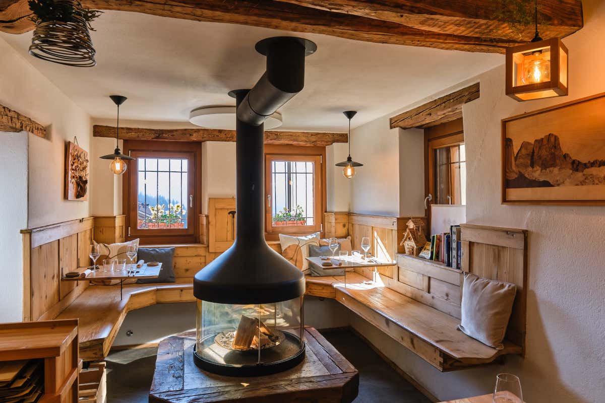 La sala, piccola e accogliente, da 16 coperti del Nona Giò