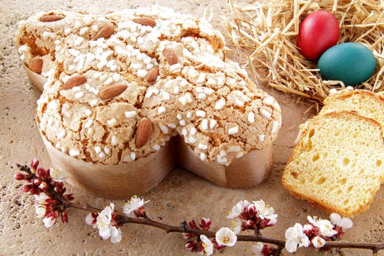 La colomba, tipico dolce pasquale - Panifici aperti, pasticcerie chiuseChi vende i dolci di Pasqua?