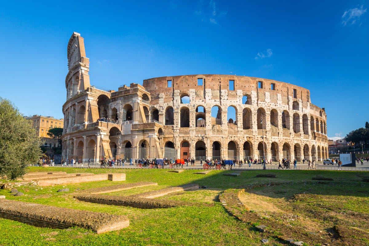 Il degrado del Colosseo danneggia tutto il turismo di Roma
