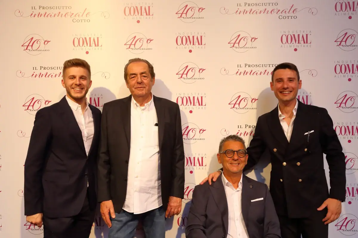 La squadra Comal compie 40 anni, la folgorazione di un prosciutto belga