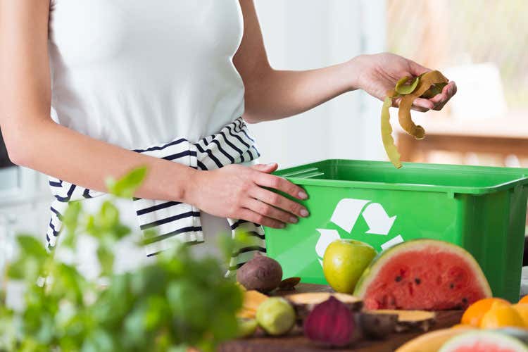 (Come ridurre lo spreco alimentare PensoFuturo lo chiede ai ragazzi) (Come ridurre lo spreco alimentare PensoFuturo lo chiede ai ragazzi)