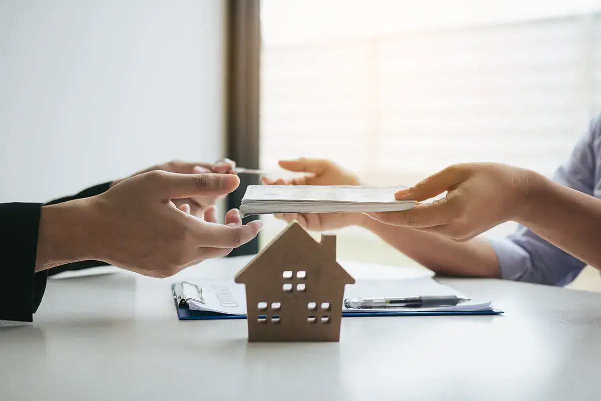 Compravendite immobiliari in crescita nel terzo trimestre 2021: +22% sul 2020 e +25,5% sul 2019 Compravendite immobiliari, boom in estate: 172mila unit&agrave; acquistate