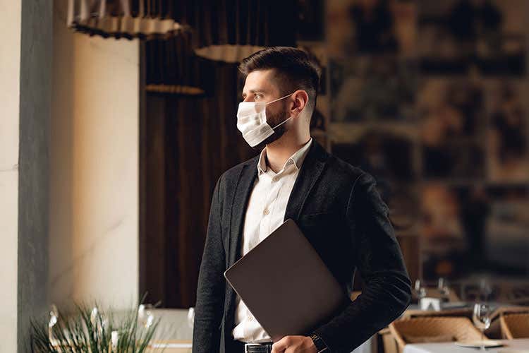 Attesa per l'esito dell'incontro fra Stato e Regioni - Le Regioni chiedono aperture serali Governo al lavoro sul nuovo decreto