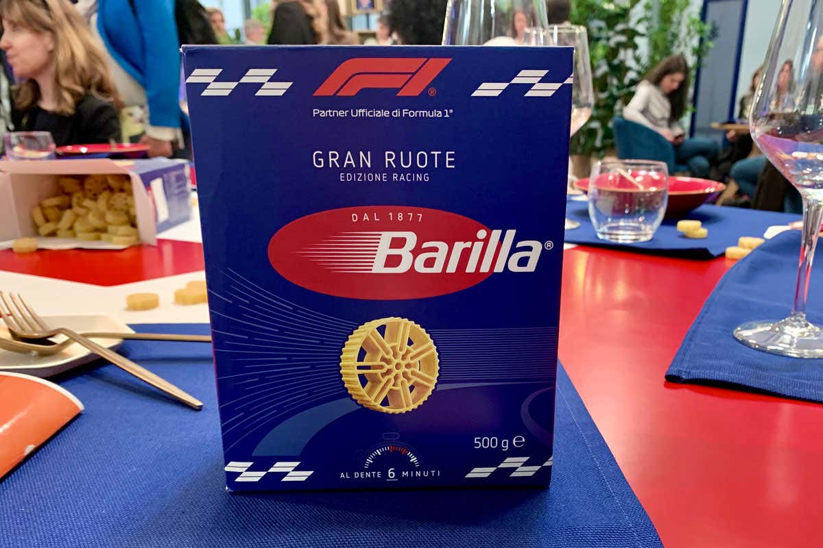 Barilla lancia “Gran Ruote”, la pasta nata dall’incontro con la Formula 1 Barilla lancia “Gran Ruote”, la pasta nata dall’incontro con la Formula 1
