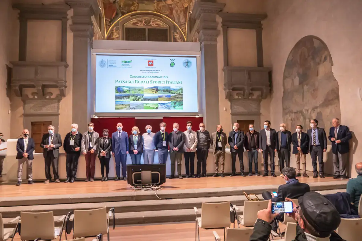 I partecipanti del primo congresso nazionale dei paesaggi rurali storici I paesaggi rurali storici d'Italia fanno quadrato: nel 2022 nascer&agrave; l'associazione