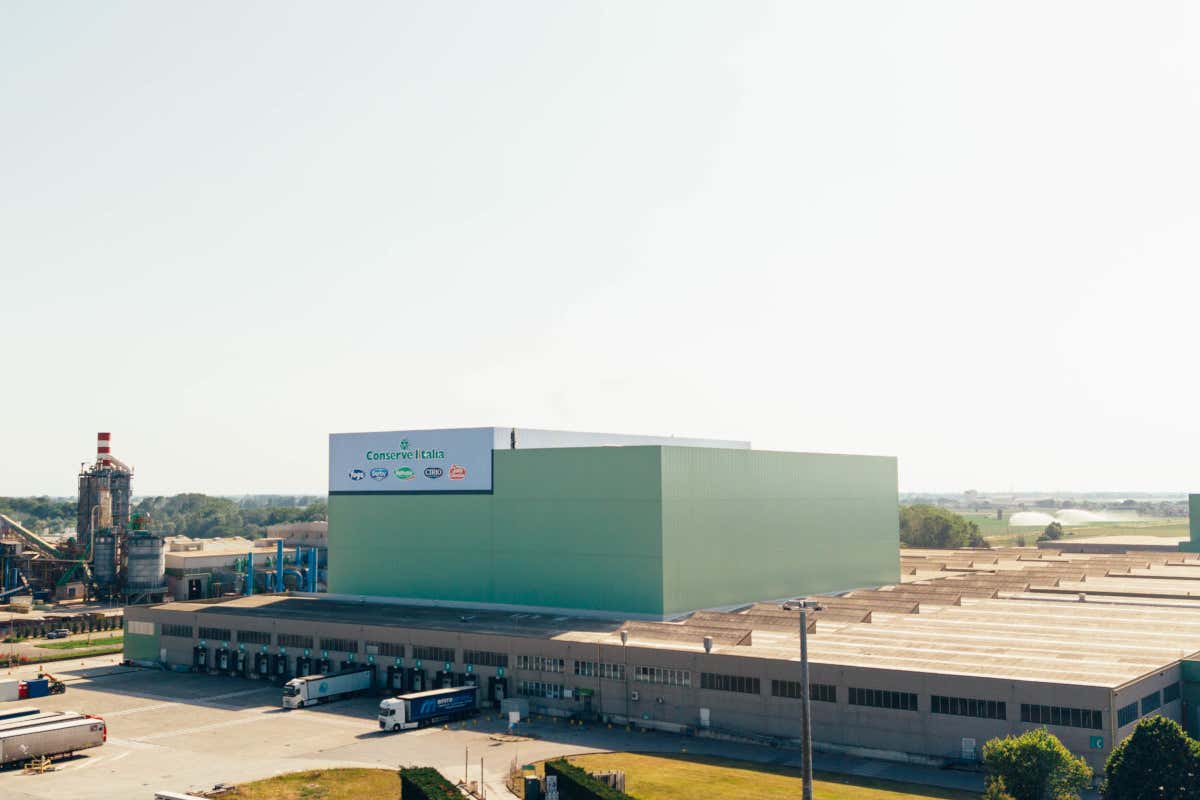 A Pomposa il futuro del pomodoro passa da automazione e filiera cooperativa