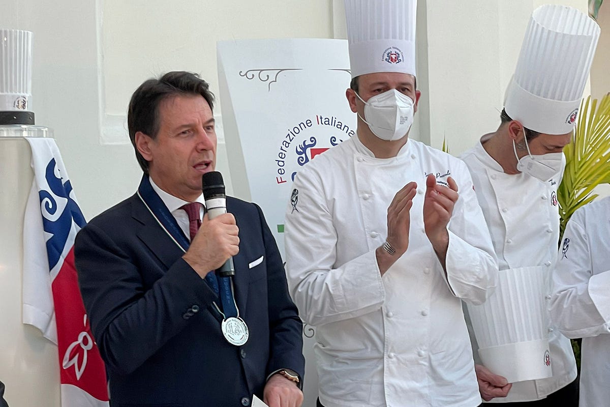 Giuseppe Conte I cuochi avvicinano Conte e Salvini: tutti pronti a sostenere la ristorazione
