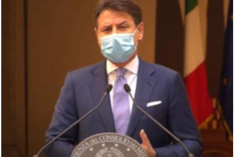 Aiuti subito a chi chiude Conte: dobbiamo salvare il Natale