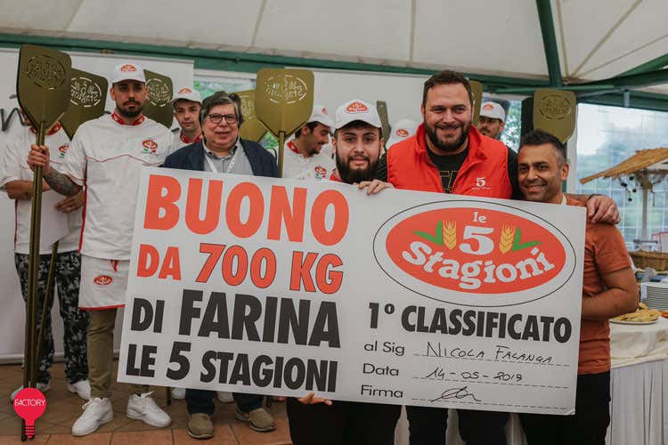 (Contest Emergente Pizza a Ischia Nicola Falanga va in finale)