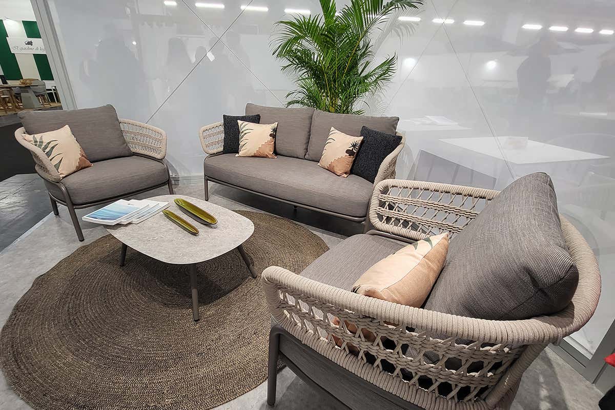 Contral ad Hospitality Contral a Hospitality presentata la nuova linea lounge di divani