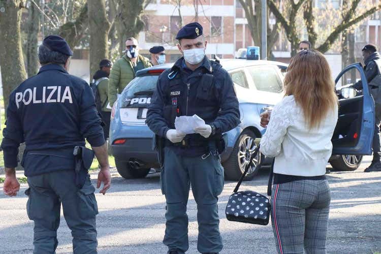Spostamenti nella propria regione dal 18 maggio - Via libera tra Regioni dal 3 giugno? Il nord chiede di anticipare a lunedì Spostamenti nella propria regione dal 18 maggio - Via libera tra Regioni dal 3 giugno? Il nord chiede di anticipare a lunedì