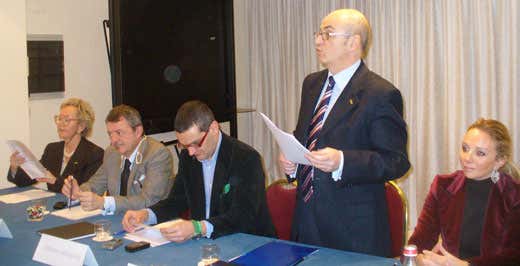 Da sinistra: Gudrun Dalla Via, Alberto Lupini, Stefano Bolognini, Roberto Rabachino, Chiara Soldati Da sinistra: Gudrun Dalla Via, Alberto Lupini, Stefano Bolognini, Roberto Rabachino, Chiara Soldati