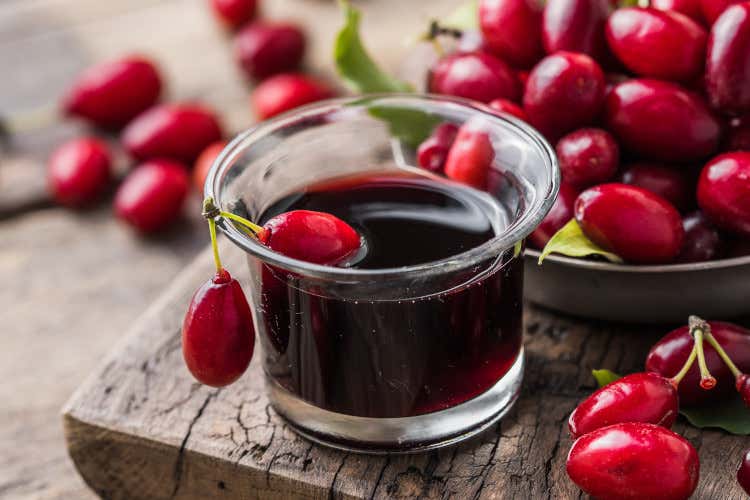 La corniola, le proprietà di un frutto ormai irreperibile