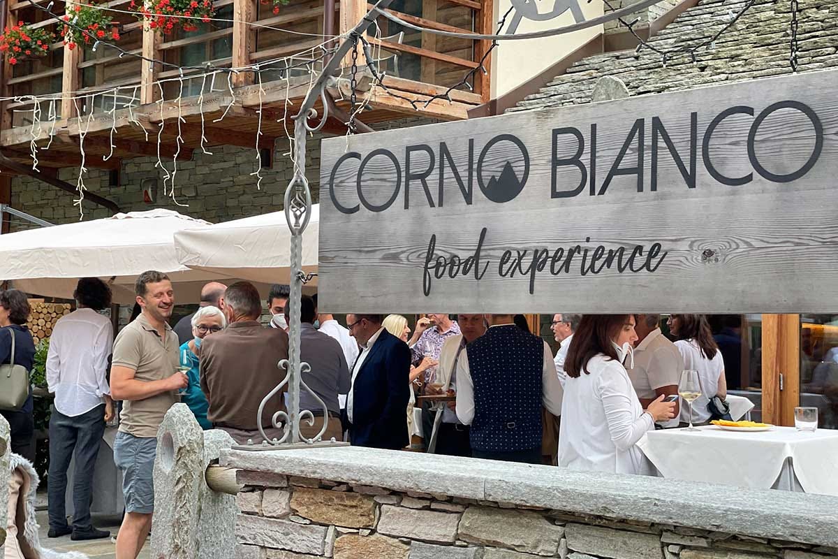 Il ristorante Corno Bianco del Mountaion & Spa Resort Alagna Arriva il marchio Deco per i formaggi ad Alagna Valsesia