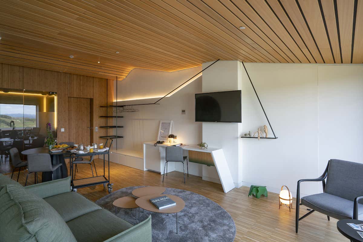 Dormire affacciati sull'Atlantico: ecco l'hotel che ha trasformato la Costa da Morte