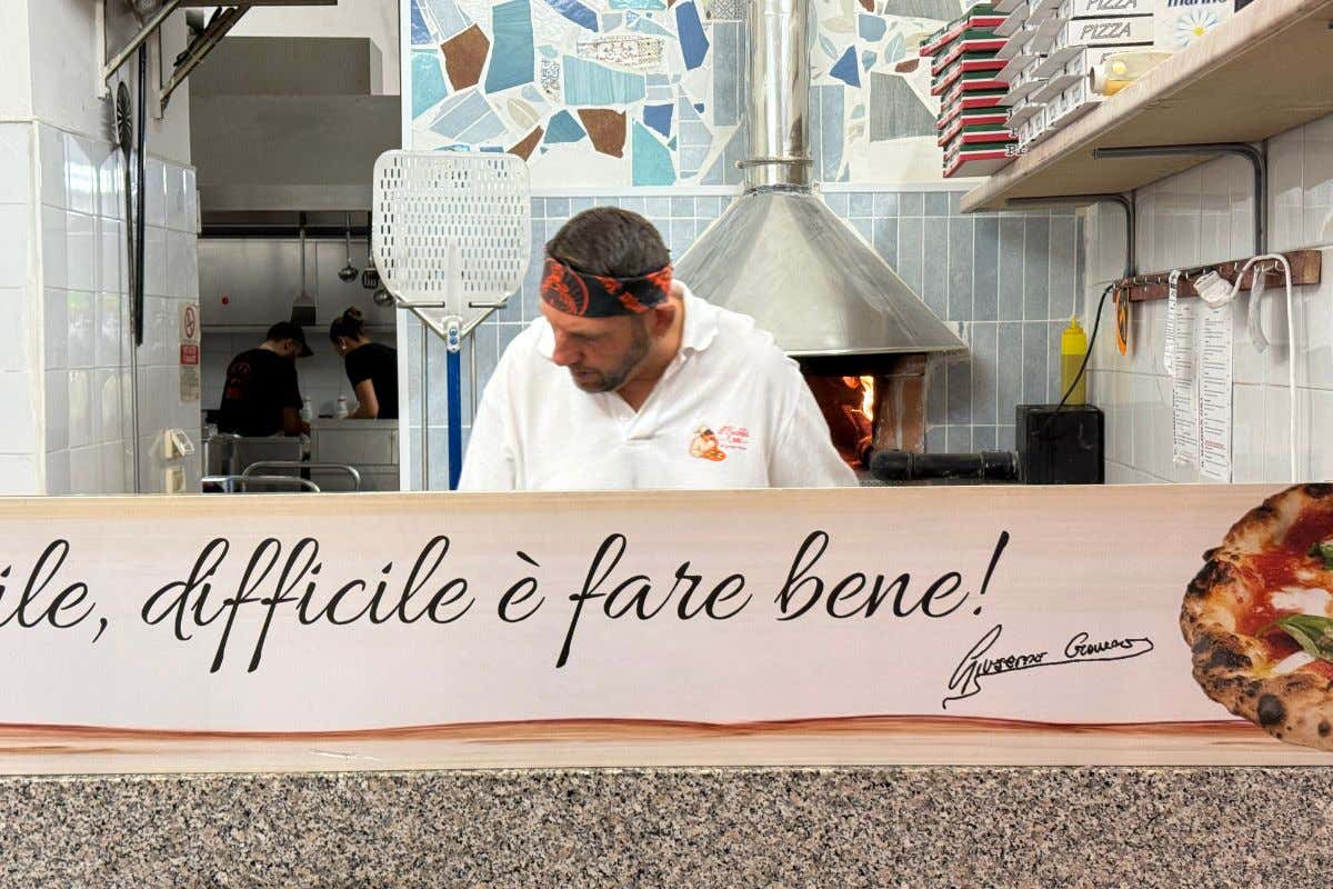 I Quartieri Spagnoli a Viterbo. Al Babbà 081 sembra di stare a Napoli I Quartieri Spagnoli a Viterbo. Al Babbà 081 sembra di stare a Napoli