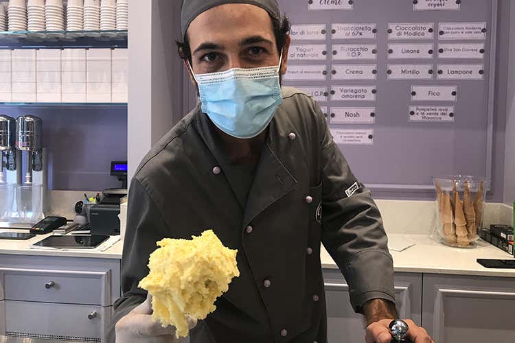 Nosh, il gelato allo stato puro Qui l’artigianalità è un dovere Nosh, il gelato allo stato puro Qui l’artigianalità è un dovere