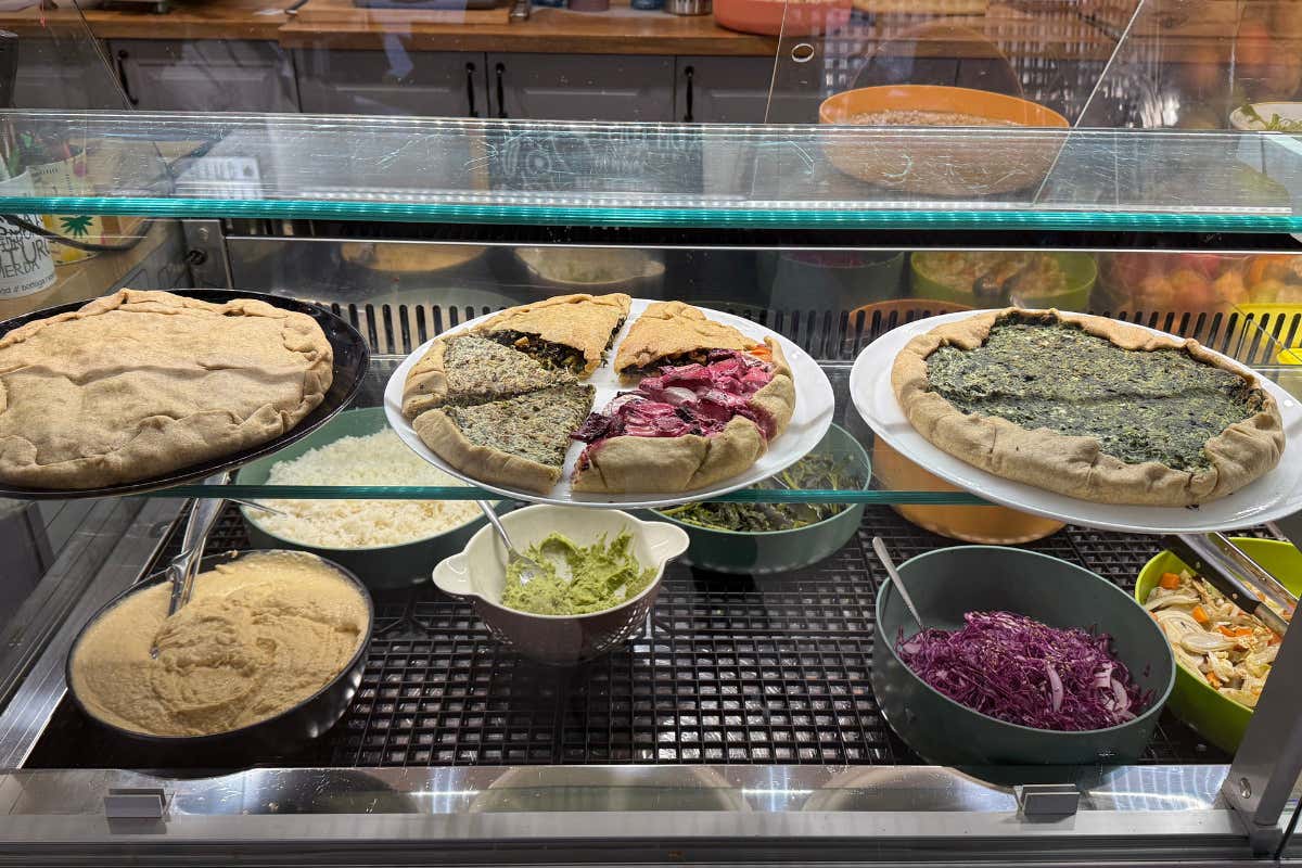 Cucina consapevole a Terni: la bottega che unisce cucina, stagionalità e filiera etica