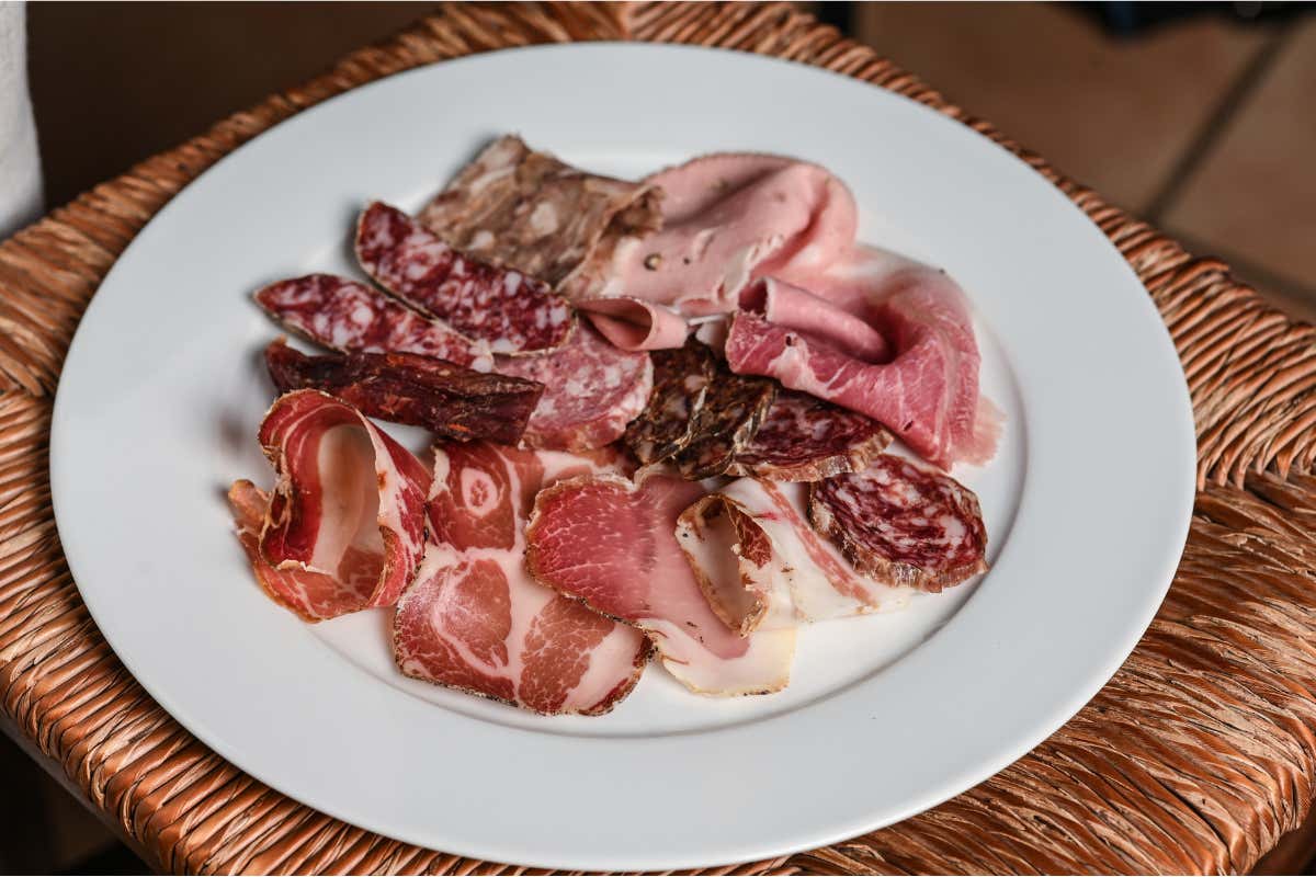 Salumi di propria produzione, tipici della Tuscia, a Il Casaletto