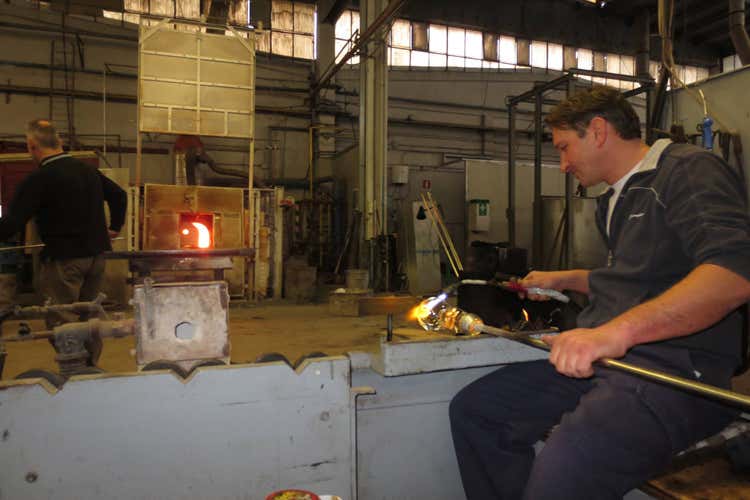 Un itinerario tra i cristalli e vini toscani  In degustazione etichette di 20 produttori