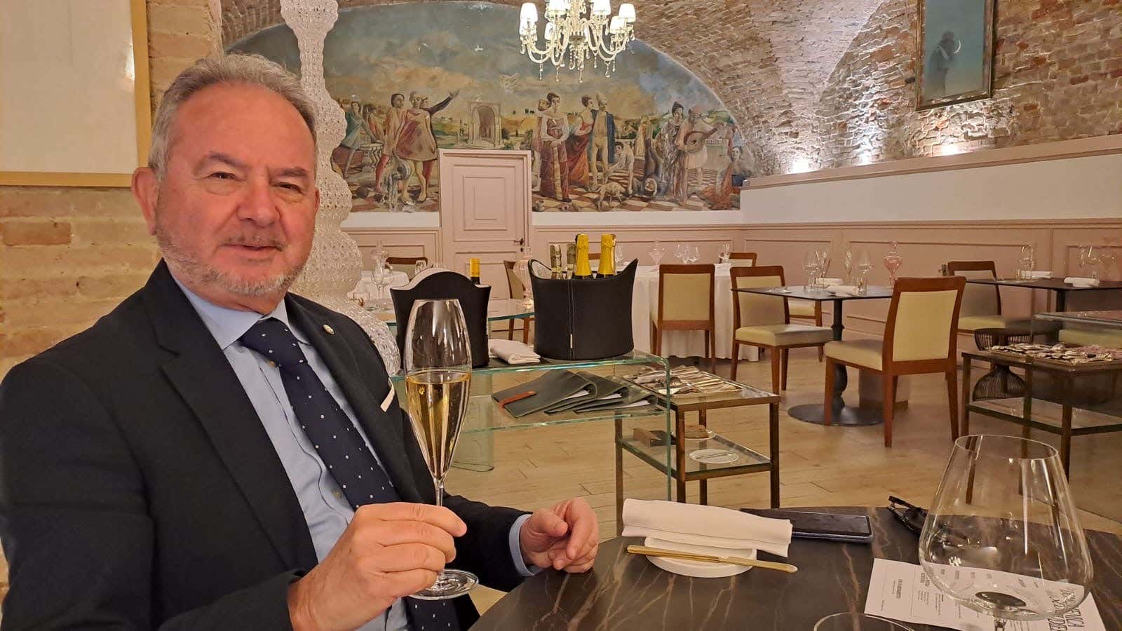 Lo Scudiero di Pesaro: Daniele Patti e la cucina che conta tra pesce e tartufo Lo Scudiero di Pesaro: Daniele Patti e la cucina che conta tra pesce e tartufo