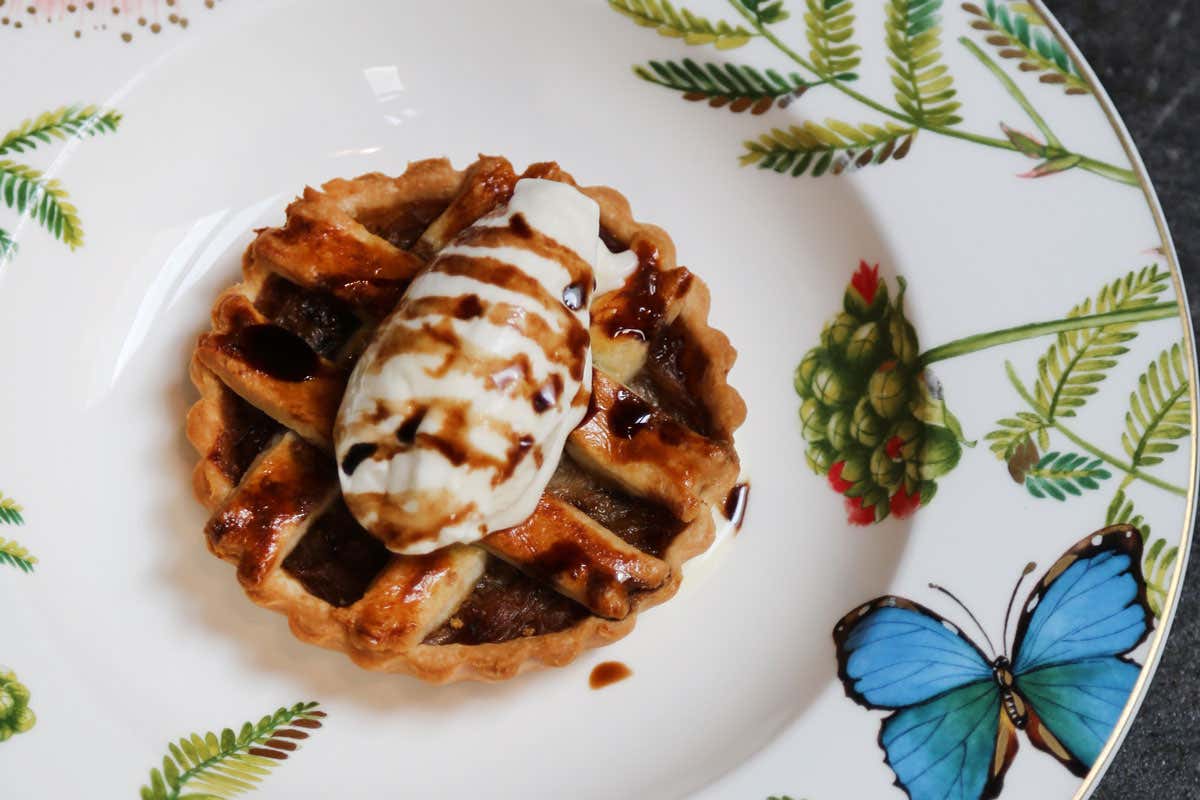 Sapevi che a Bologna puoi mangiare la vera lasagna a sette strati? Ecco dove provare una tra le più iconiche