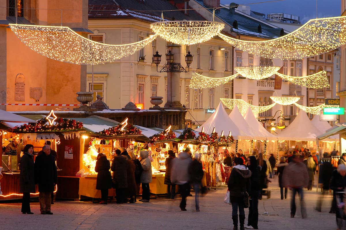 Atmosfere natalizie a Villach in Carinzia tra mercatini, sport e magia dell’Avvento Atmosfere natalizie a Villach in Carinzia tra mercatini, sport e magia dell’Avvento