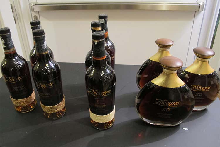 cucina Ivan Milani sposa rum firmato Zacapa cucina Ivan Milani sposa rum firmato Zacapa
