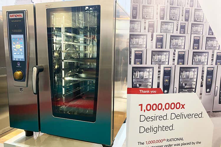 Il milionesimo forno venduto Rational (La cucina del futuro? Sostenibilità e risparmio energetico)