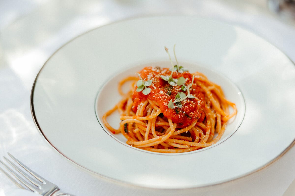 Spaghetto ai 3 pomodori La cucina del The St. Regis Venice Obiettivo: scuotere la tradizione
