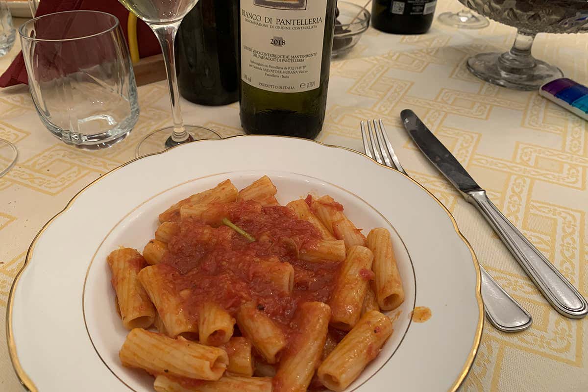 Cucina tipica pantesca ATTESA FOTO Pantelleria, isola che profuma di terra