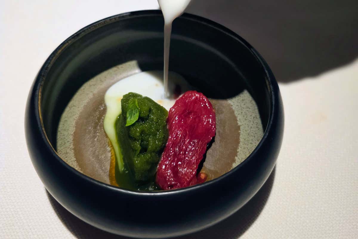 A Rho la cucina della ricerca: risotti al polline, fermentazioni e 330 etichette in cantina