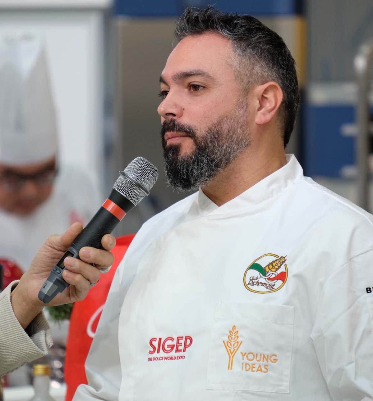 Perché il pane oggi racconta molto più di ciò che mangiamo