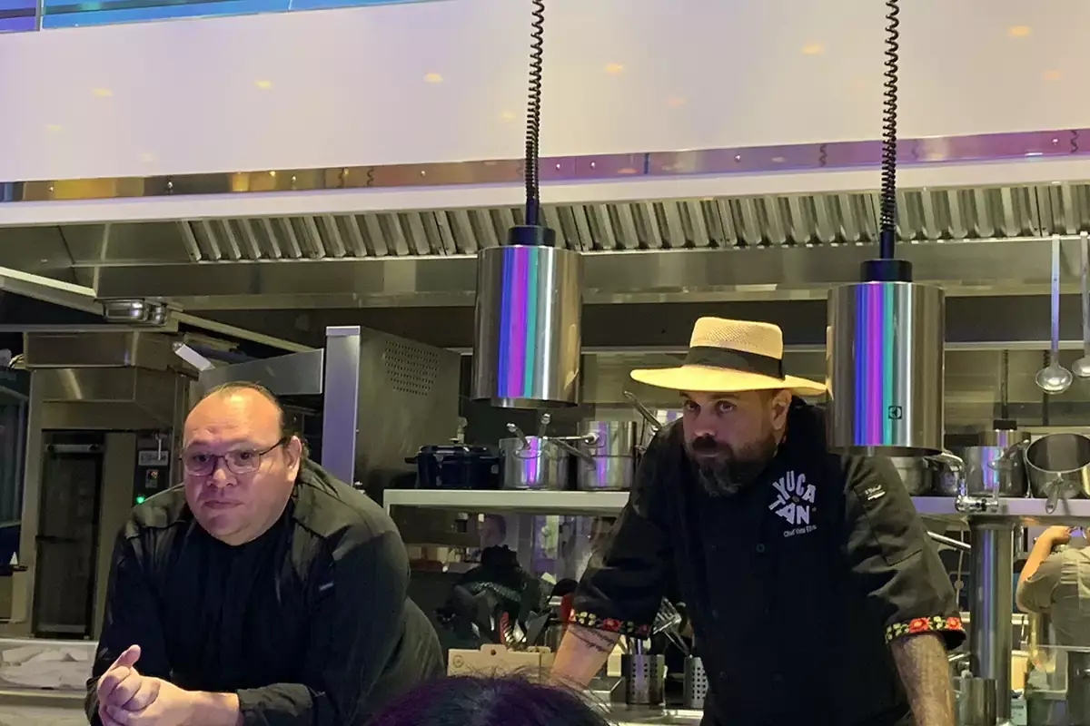 Pedro Evia, Vidal El&iacute;as Scoprire lo Yucat&aacute;n partendo dalla sua cucina