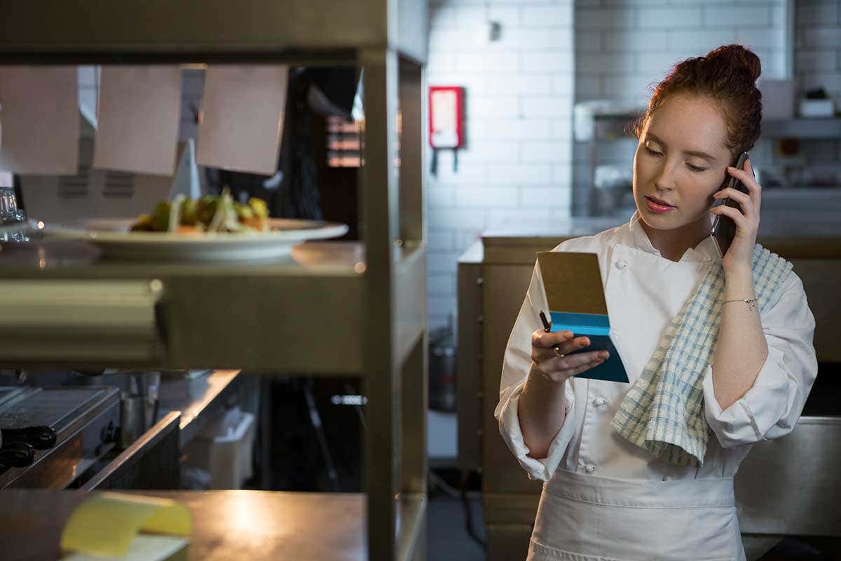 Natale e Capodanno, poche feste per il lavoro in sala e cucina: manca personale