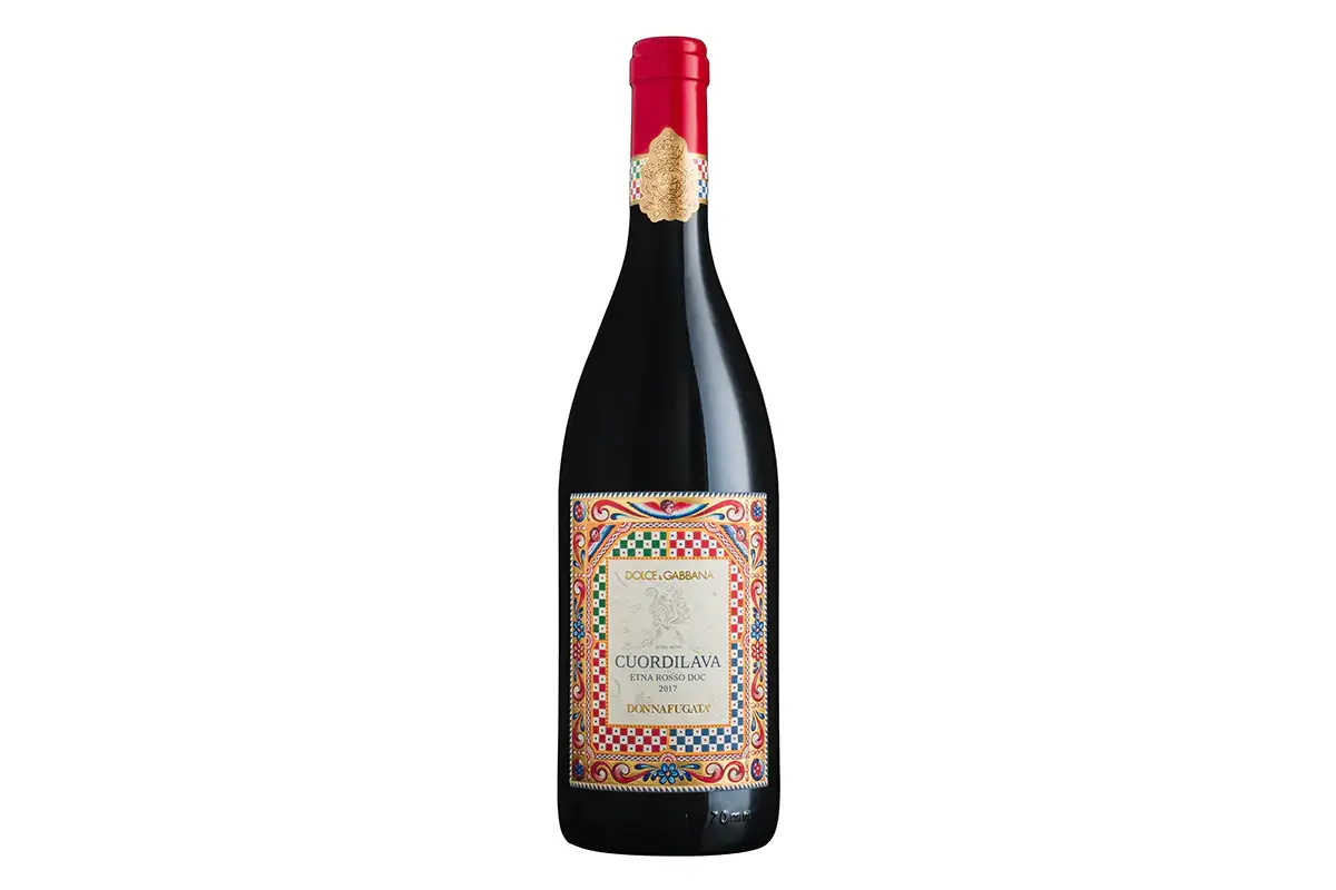La bottiglia di Cuordilava 2017 Donnafugata e Dolce